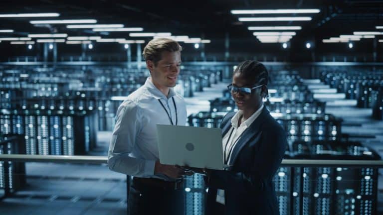 Vers une stratégie de protection globale : Pourquoi allier sécurité humaine, électronique, technologique et cyber ?