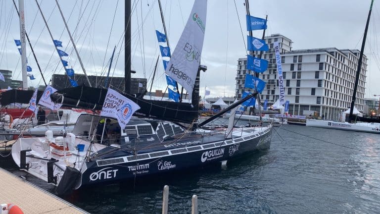 Immersion dans le monde de la course au large pour les collaborateurs Onet