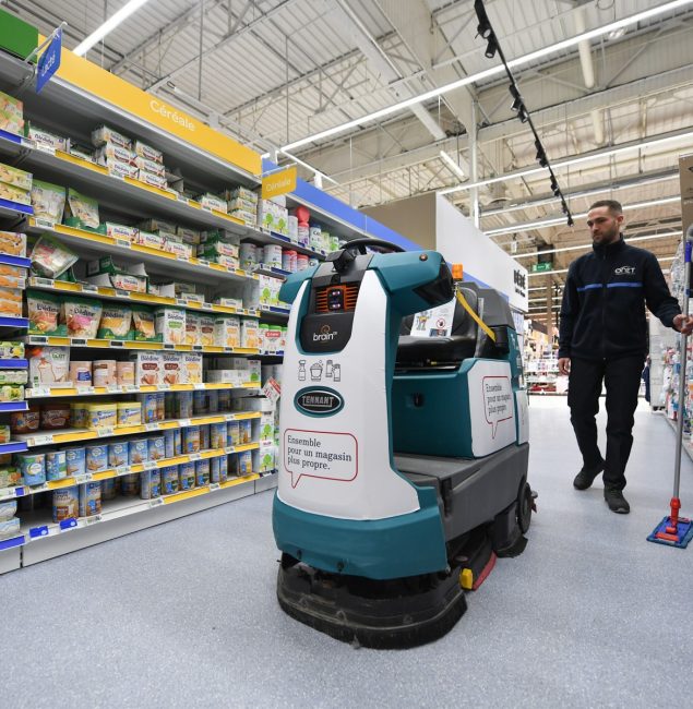 onet20-2611robotcarrefour0004yohanbrandt onet20-2611robotcarrefour0004yohanbrandt